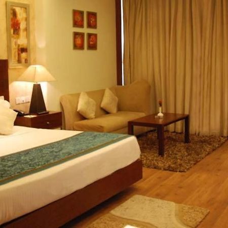 The Victoria Grand Hotel & Spa 卡绍利 外观 照片