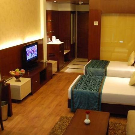 The Victoria Grand Hotel & Spa 卡绍利 外观 照片