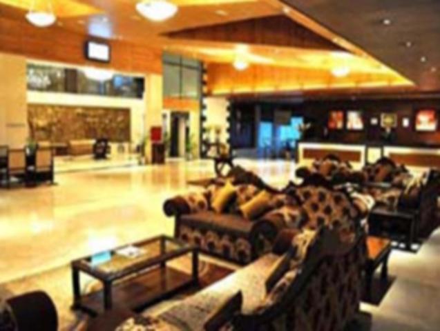 The Victoria Grand Hotel & Spa 卡绍利 外观 照片
