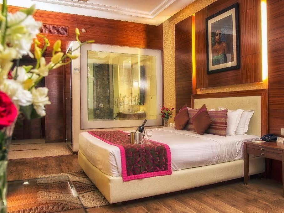 The Victoria Grand Hotel & Spa 卡绍利 外观 照片